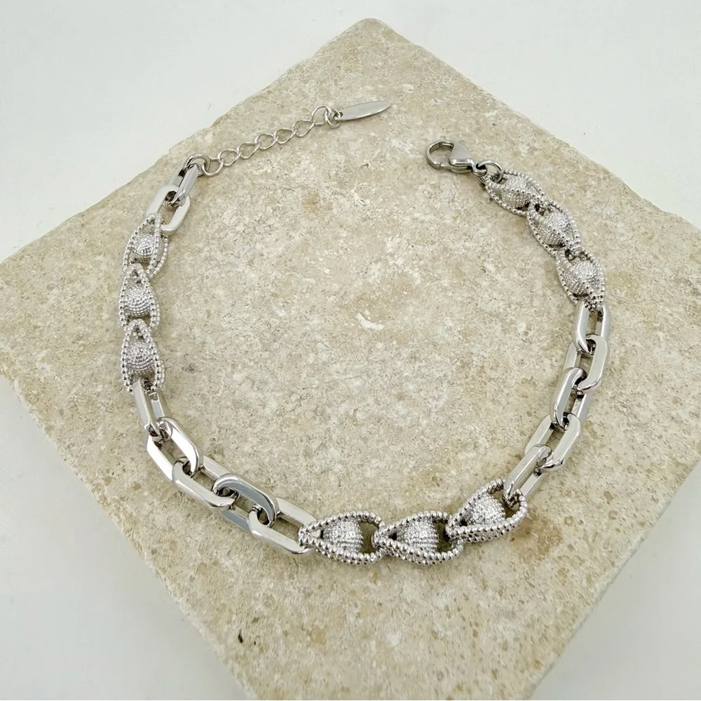 Twisted Rope Chain Silver Bracelet | Platinum Plated | Minimal Luxury Jewelry